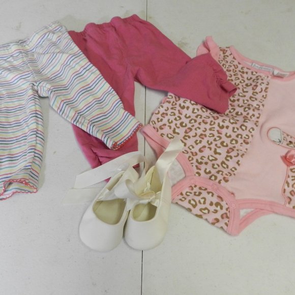 Baby Girl clothes lot 3-6 months - Picture 7 of 8